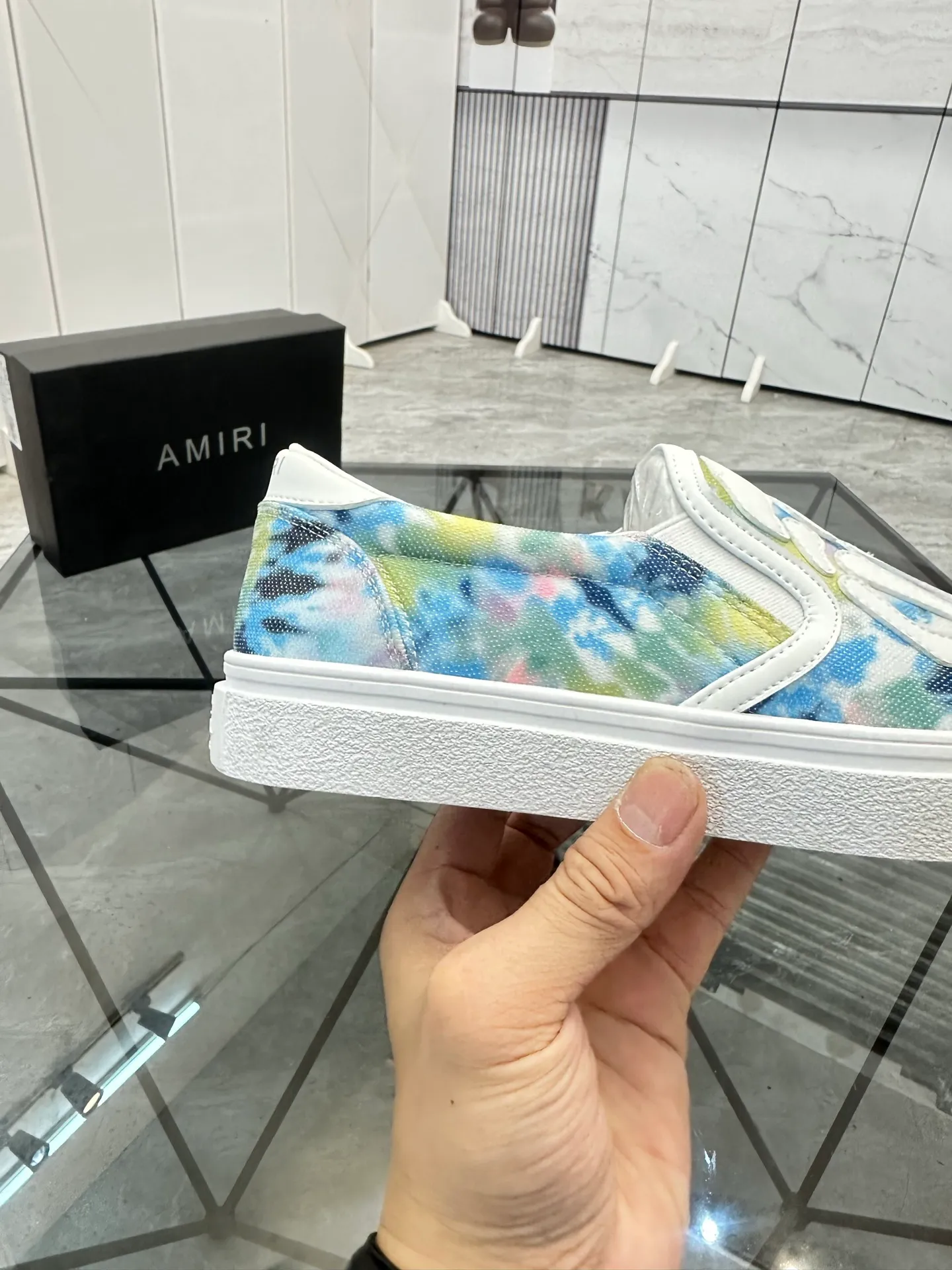 Men's shoes for sale 💰: 💰P420¥ Product trademark: AMIRI*「EMIR*] slip-on Regular size: 38-44 (can be customized to 37.45.46) Product materials: Upper imported original fabric spliced ​​cowhide, breathable lining, original outsole. No.: 1023